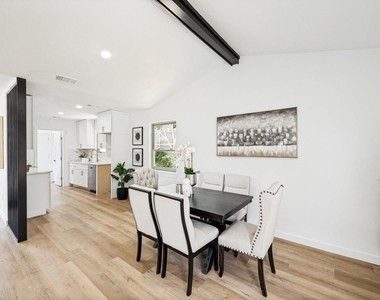 8100 Bobwhite Drive - Photo Thumbnail 6