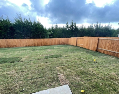 2252 Cashmere Way - Photo Thumbnail 13