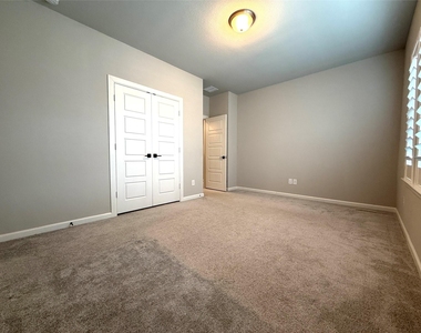 3417 Rosebud Park Lane - Photo Thumbnail 26