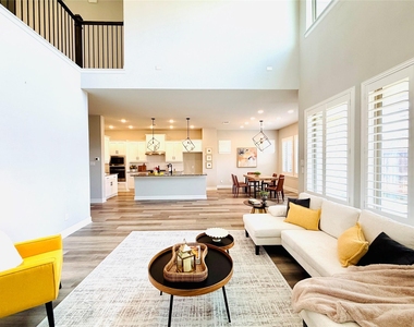 3417 Rosebud Park Lane - Photo Thumbnail 12