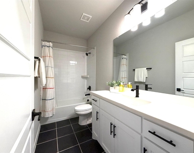 3417 Rosebud Park Lane - Photo Thumbnail 28