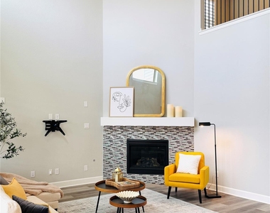 3417 Rosebud Park Lane - Photo Thumbnail 7