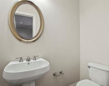 3119 Cedarplaza Lane - Photo Thumbnail 15