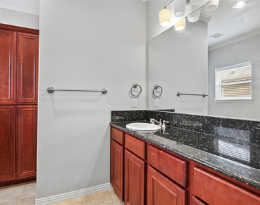 3119 Cedarplaza Lane - Photo Thumbnail 17