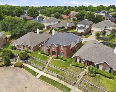 1509 Blair Drive - Photo Thumbnail 9