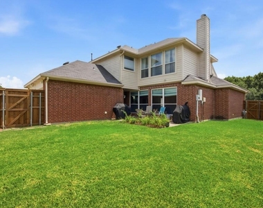 1509 Blair Drive - Photo Thumbnail 5
