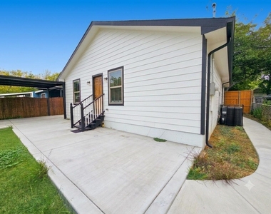 914 17th Street - Photo Thumbnail 17