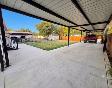 914 17th Street - Photo Thumbnail 20