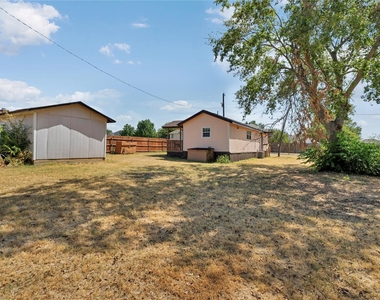 4401 Ray White Road - Photo Thumbnail 22