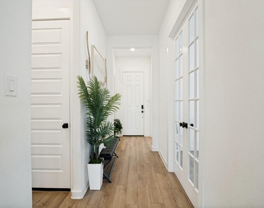733 Grand Dale Drive - Photo Thumbnail 1