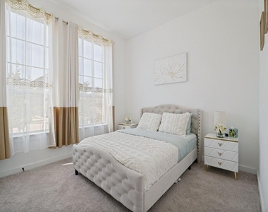 733 Grand Dale Drive - Photo Thumbnail 18