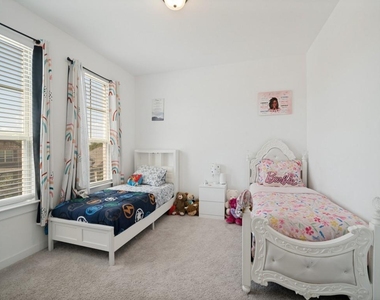733 Grand Dale Drive - Photo Thumbnail 21
