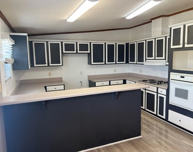 2660 County Road 601 - Photo Thumbnail 5