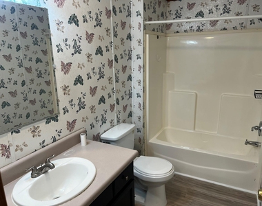 2660 County Road 601 - Photo Thumbnail 10