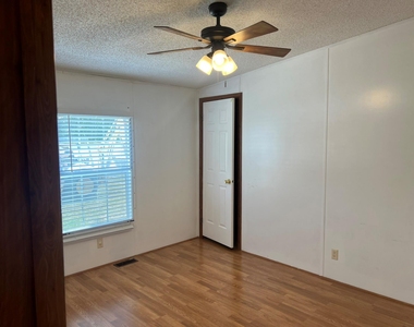 2660 County Road 601 - Photo Thumbnail 8