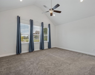 15862 Shasta Daisy Road - Photo Thumbnail 5