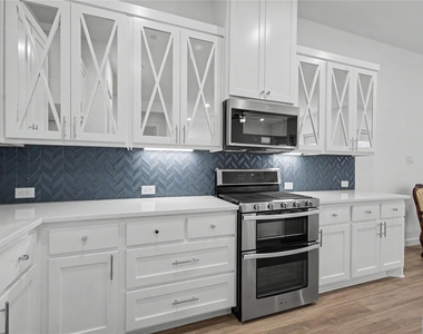 4533 English Maple Drive - Photo Thumbnail 9