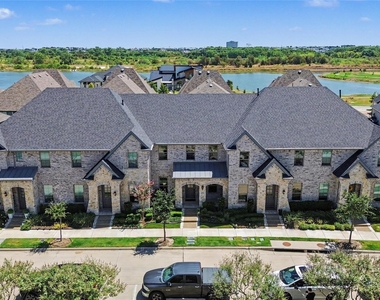 4533 English Maple Drive - Photo Thumbnail 35