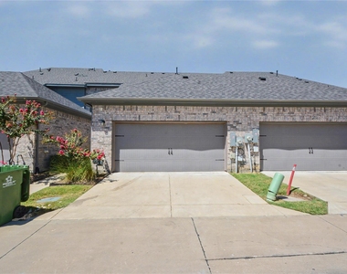 4533 English Maple Drive - Photo Thumbnail 31