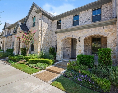 4533 English Maple Drive - Photo Thumbnail 28