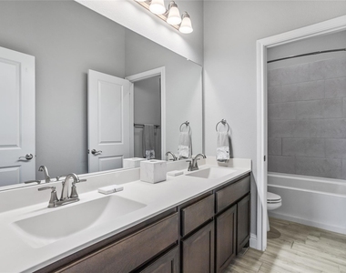 15086 Brazoria Drive - Photo Thumbnail 18