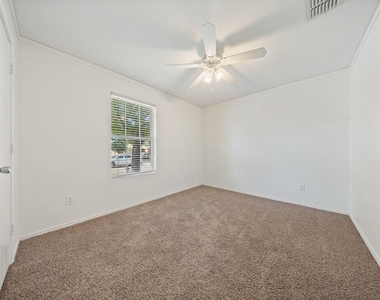1110 Antoinette Drive - Photo Thumbnail 20