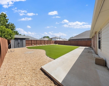 1110 Antoinette Drive - Photo Thumbnail 26