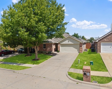 1110 Antoinette Drive - Photo Thumbnail 30