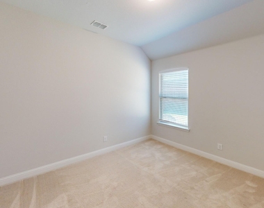 2805 Bird Creek Court - Photo Thumbnail 14