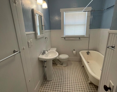 2257 College Avenue - Photo Thumbnail 22