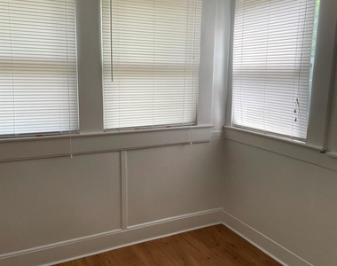 2257 College Avenue - Photo Thumbnail 12