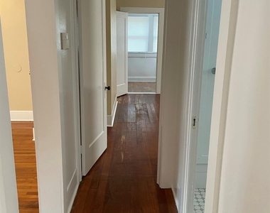 2257 College Avenue - Photo Thumbnail 8