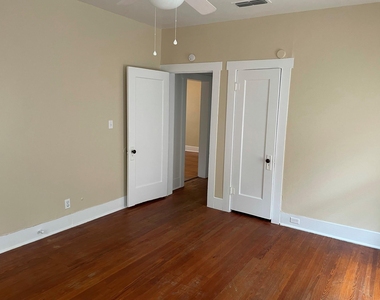 2257 College Avenue - Photo Thumbnail 7