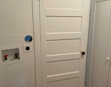 2257 College Avenue - Photo Thumbnail 17