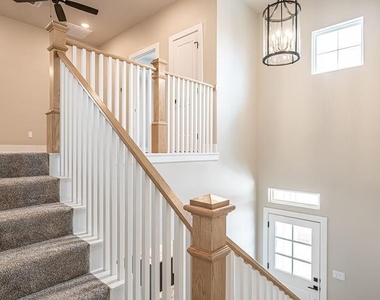 2204 Salina Circle - Photo Thumbnail 8