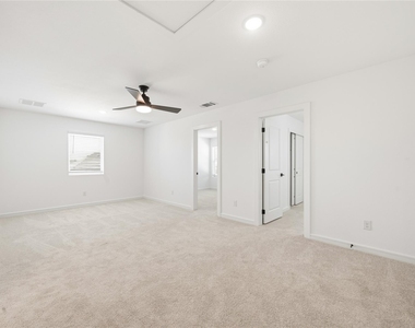2109 Maple Ridge Drive - Photo Thumbnail 20
