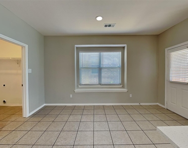 3848 Brandywine Lane - Photo Thumbnail 5