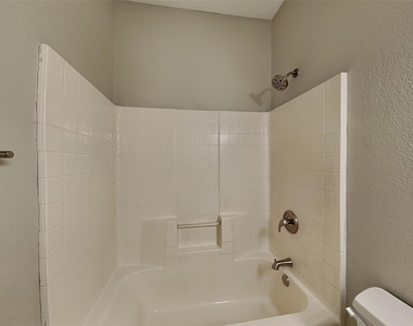 3848 Brandywine Lane - Photo Thumbnail 15