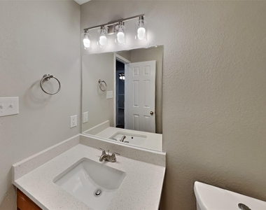4836 Park Brook Drive - Photo Thumbnail 17