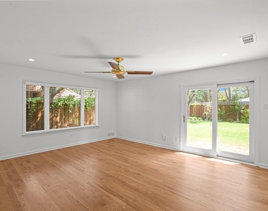 4452 Hockaday Drive - Photo Thumbnail 15