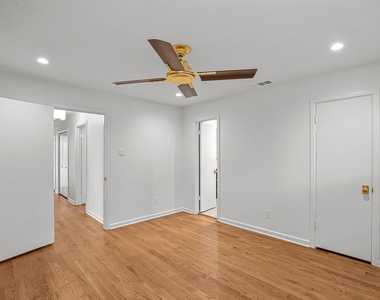 4452 Hockaday Drive - Photo Thumbnail 24