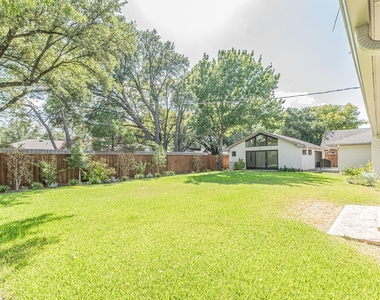 4452 Hockaday Drive - Photo Thumbnail 34