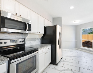 128 Overbrook Drive - Photo Thumbnail 8