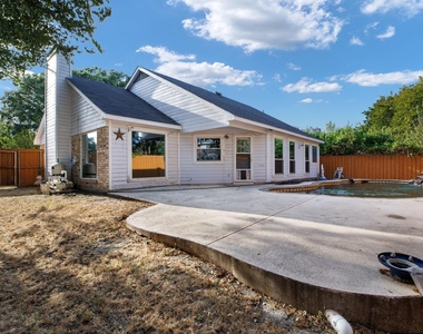 128 Overbrook Drive - Photo Thumbnail 25