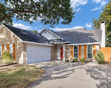 128 Overbrook Drive - Photo Thumbnail 1
