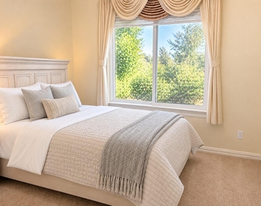 902 Horseshoe Bend - Photo Thumbnail 9