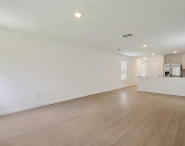 12104 Steeplechase Drive - Photo Thumbnail 9