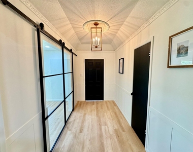 6200 Wrigley Way - Photo Thumbnail 3