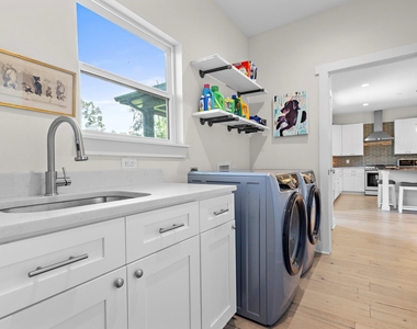 114 Garrett Lane - Photo Thumbnail 3