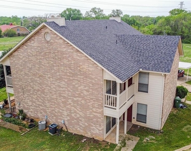 808 Treadwell Court - Photo Thumbnail 1